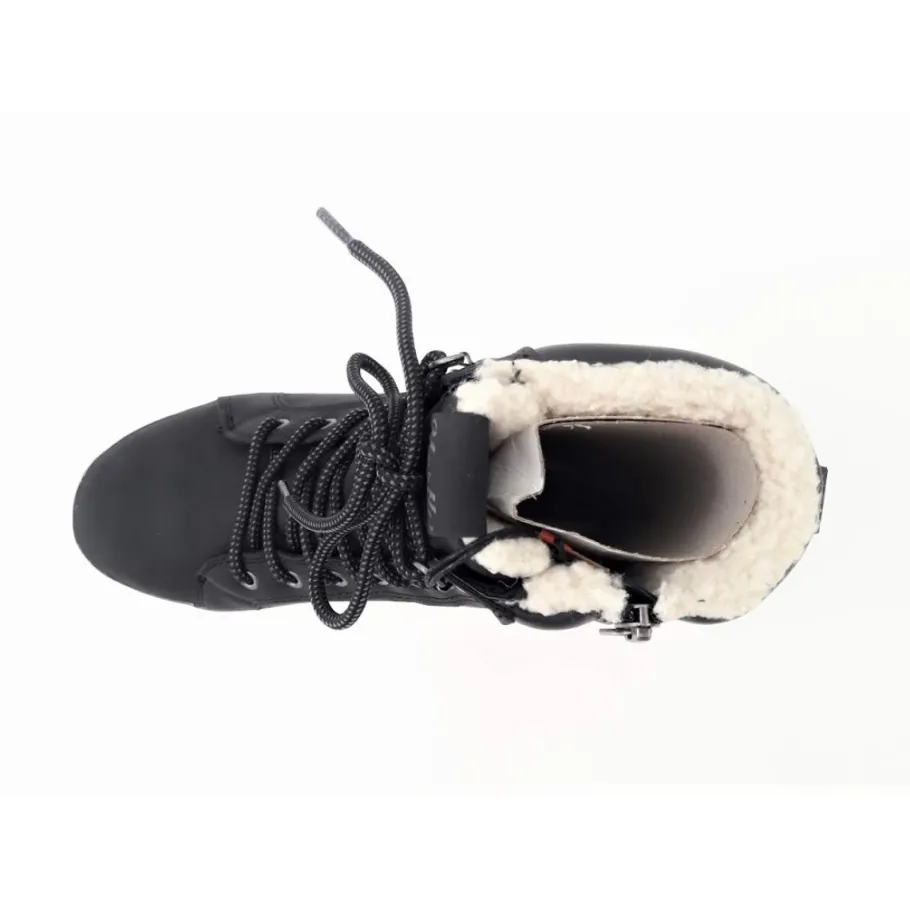 North talvitennarit / Ottawa, Musta