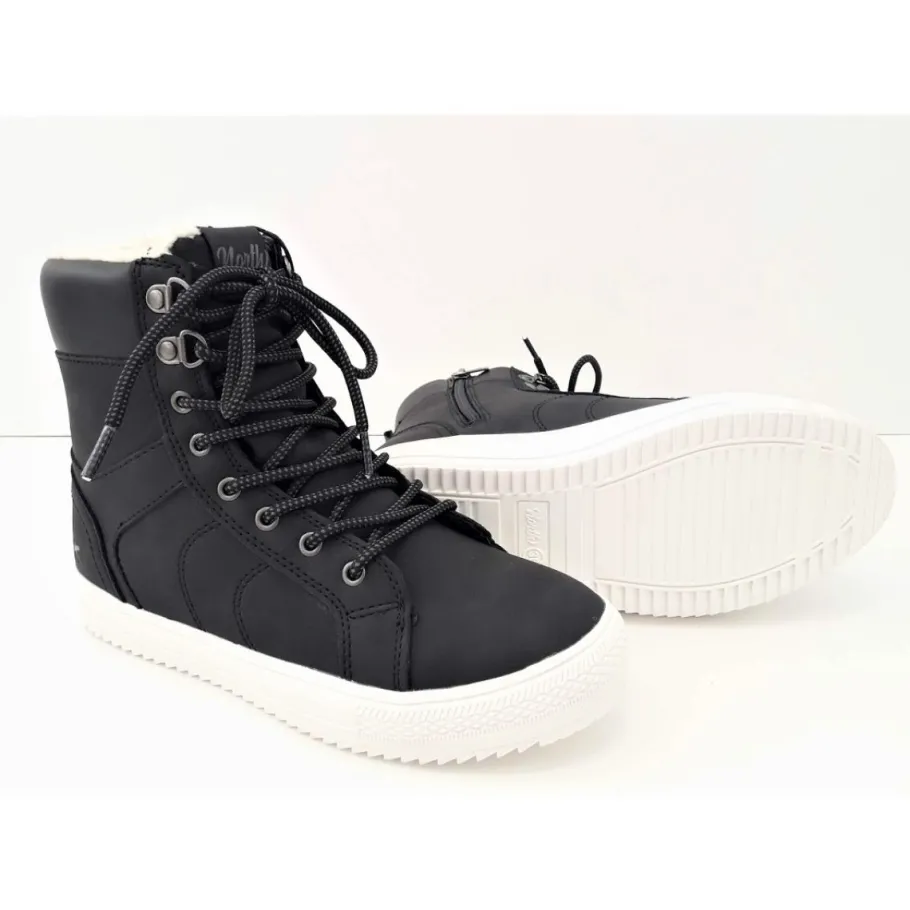 North talvitennarit / Ottawa, Musta